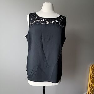 Avenue Elegant Black Lace Top
